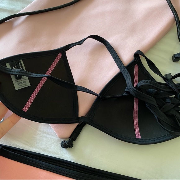 NEW TRIANGL SWIMWEAR BIKINI SWIM SUIT WITH BAG - Picture 11 of 13